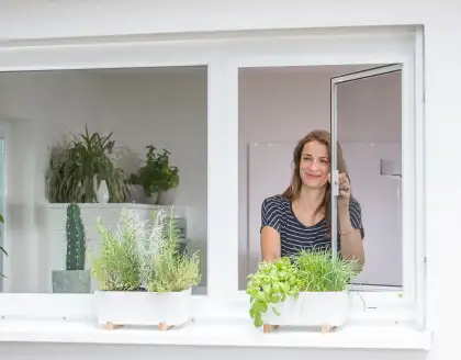 Drehfenster Fliegengitter Spannrahmen von Lysel