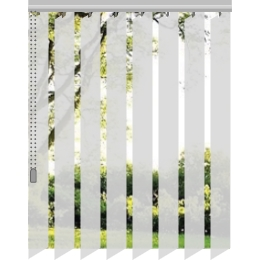 Rechteckiger Lamellenvorhang am Fenster