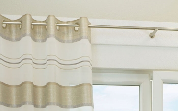 Ösen-Gardinen in Beige